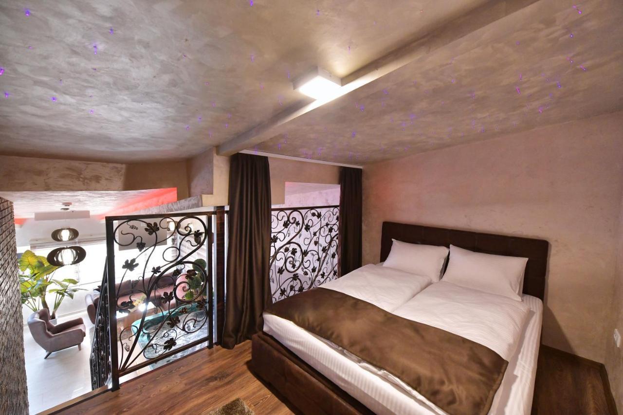 Garnet Hotel & Event Centar Ruma Dış mekan fotoğraf