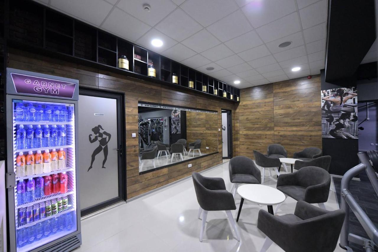 Garnet Hotel & Event Centar Ruma Dış mekan fotoğraf